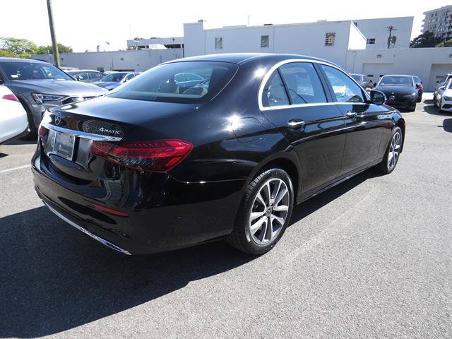 Certified 2023 Mercedes-Benz E 450 4MATIC Sedan w/ Premium Package image 4