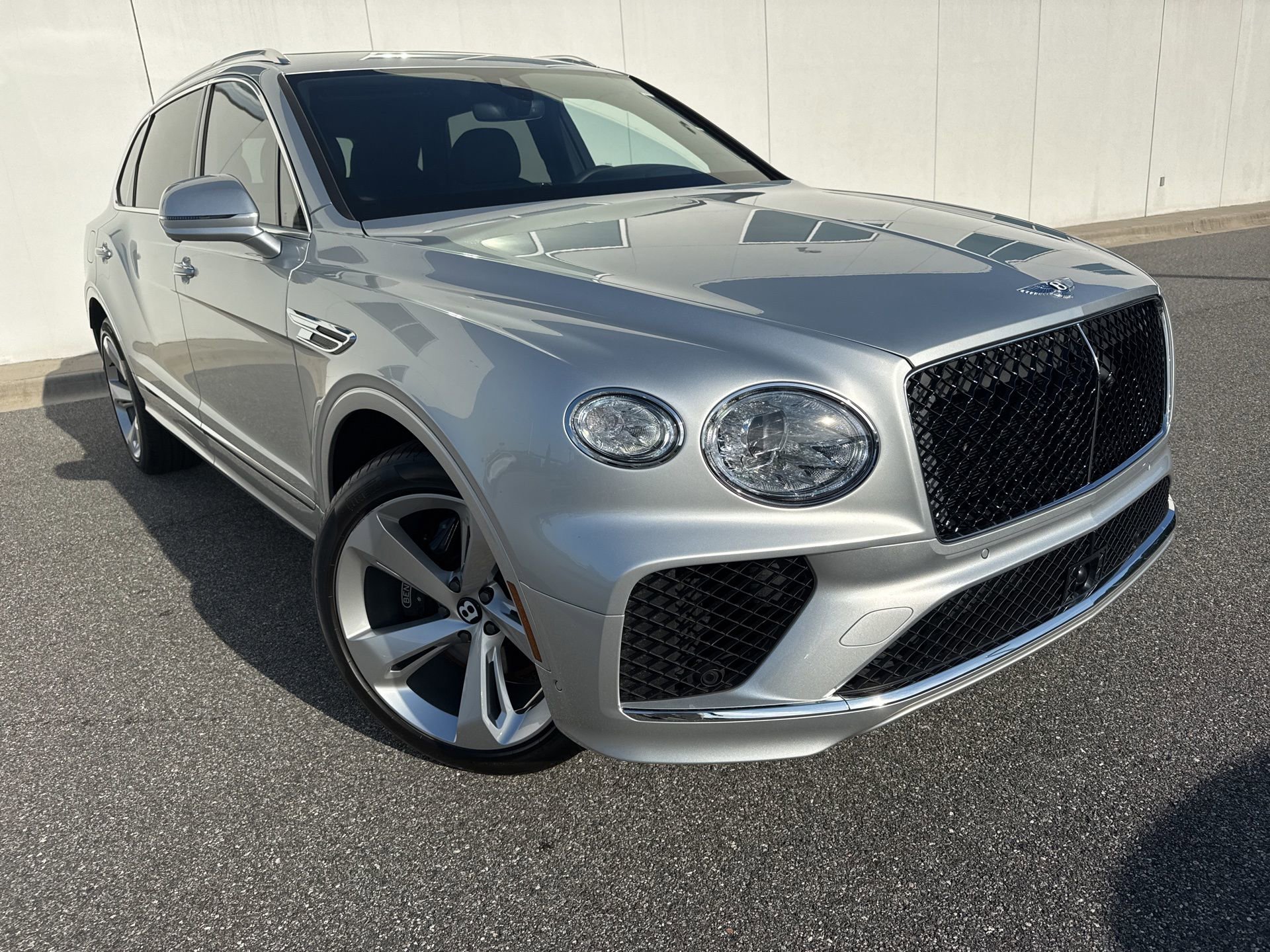 Used 2024 Bentley Bentayga Extended Wheelbase