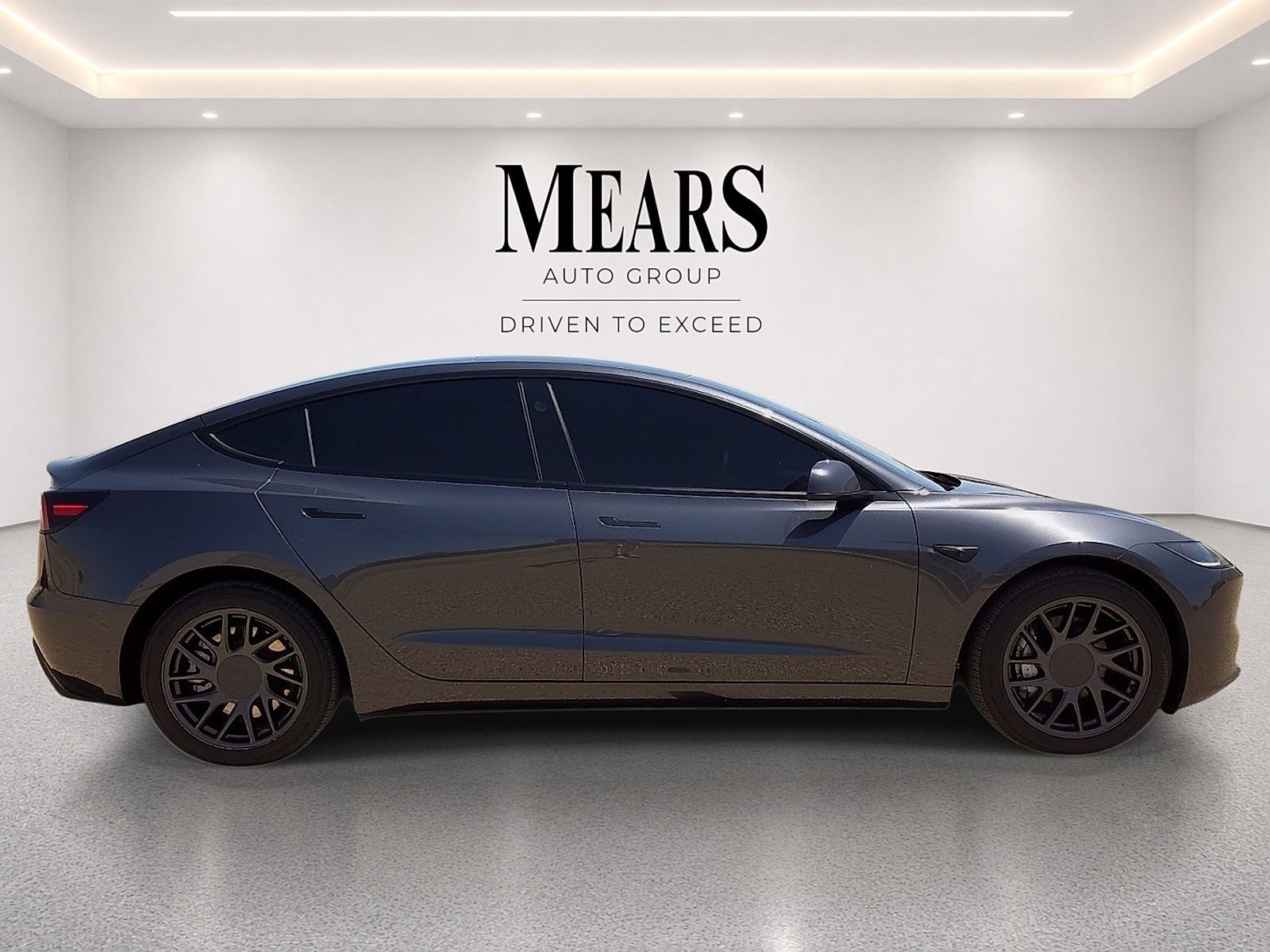 Used 2025 Tesla Model 3 Long Range AWD/4WD image 6