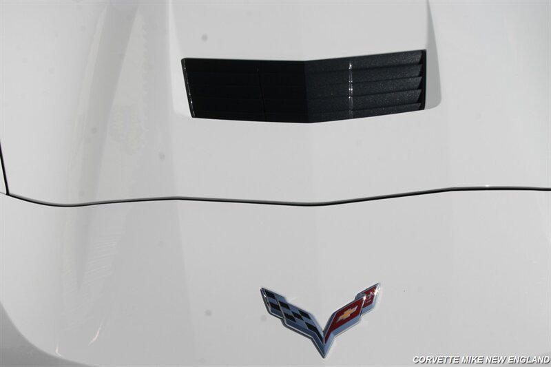 Used 2015 Chevrolet Corvette Stingray Convertible w/ 3LT Preferred Equipment Group RWD image 12