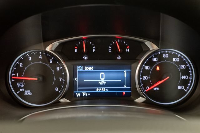 Used 2024 GMC Terrain SLE w/ Driver Convenience Package FWD image 13