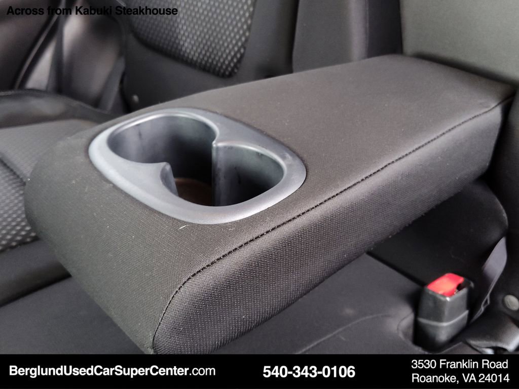 Used 2019 Mitsubishi Outlander ES image 35