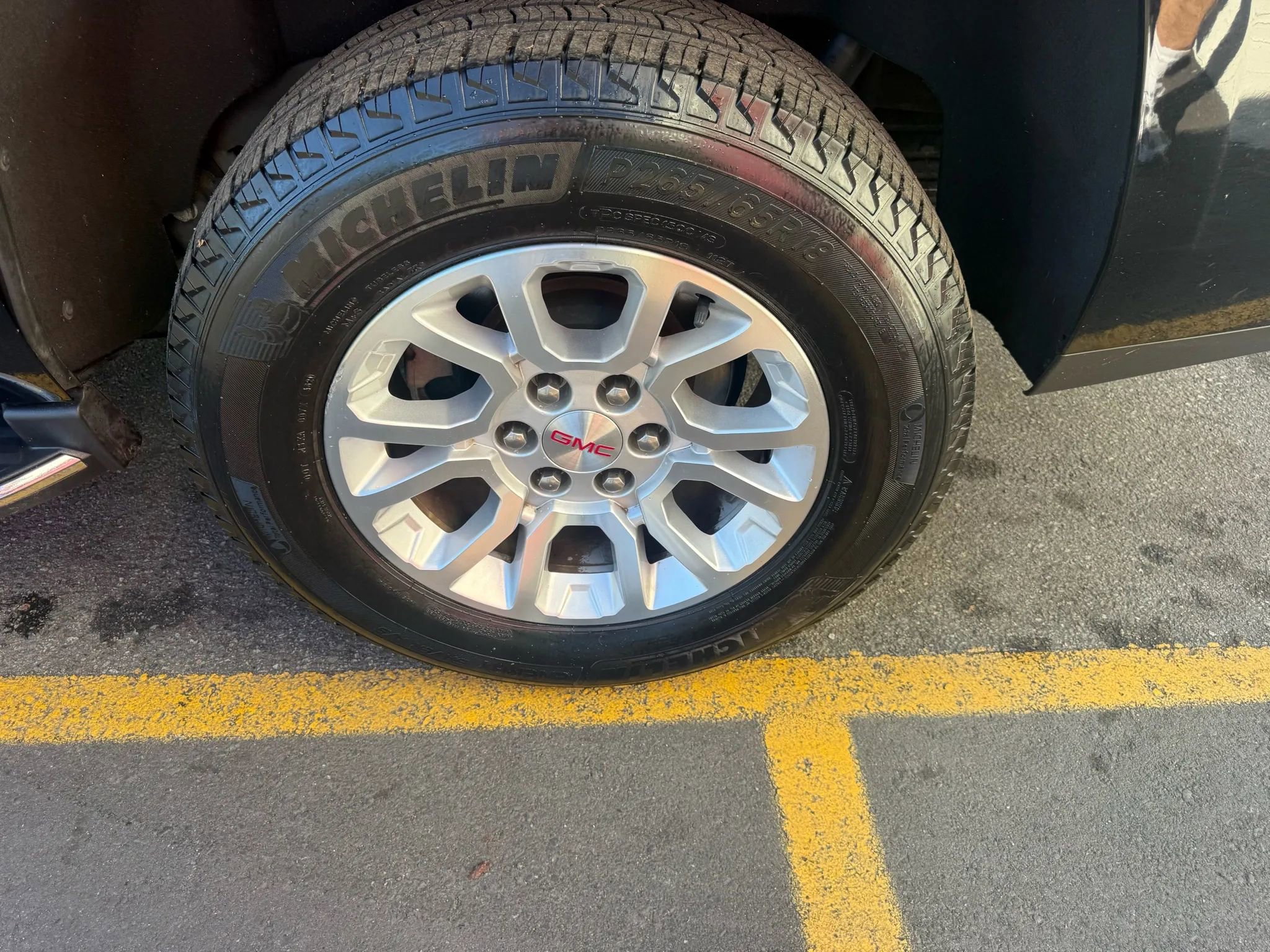 Used 2020 GMC Yukon SLT image 9