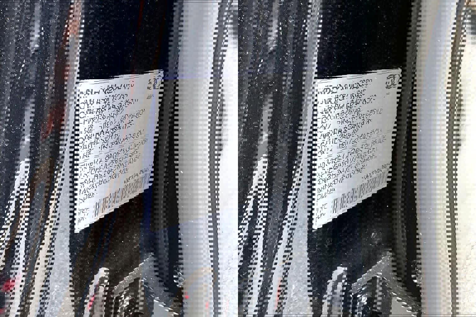 Used 2020 Audi Q8 Premium Plus image 30