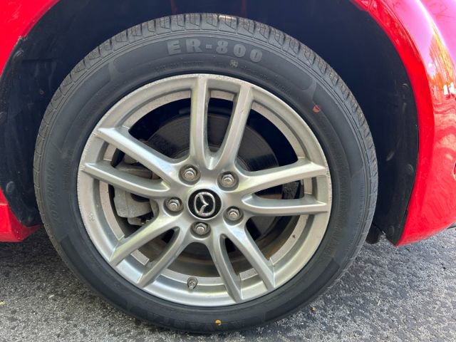 Used 2014 MAZDA MX-5 Miata Sport w/ Convenience Package image 35