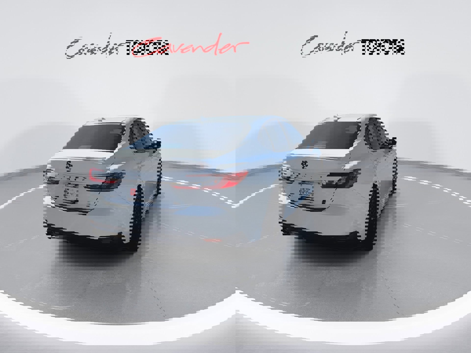 Certified 2025 Toyota Camry SE w/ Convenience Package image 8