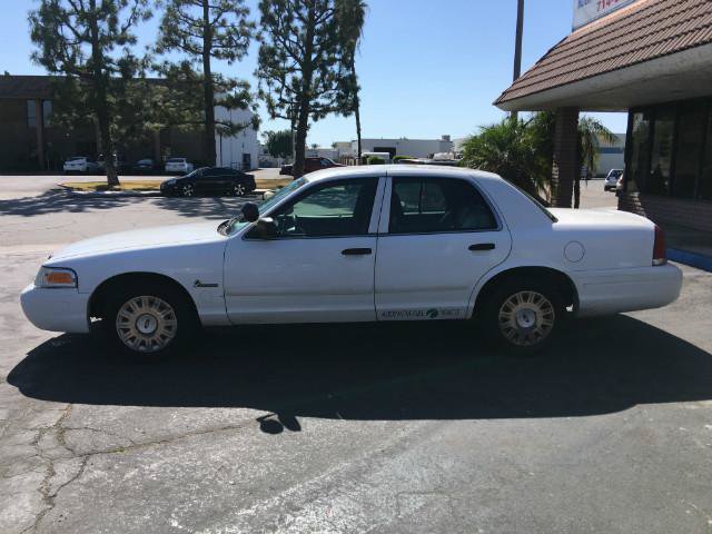 Used 2004 Ford Crown Victoria Police Interceptor RWD image 1