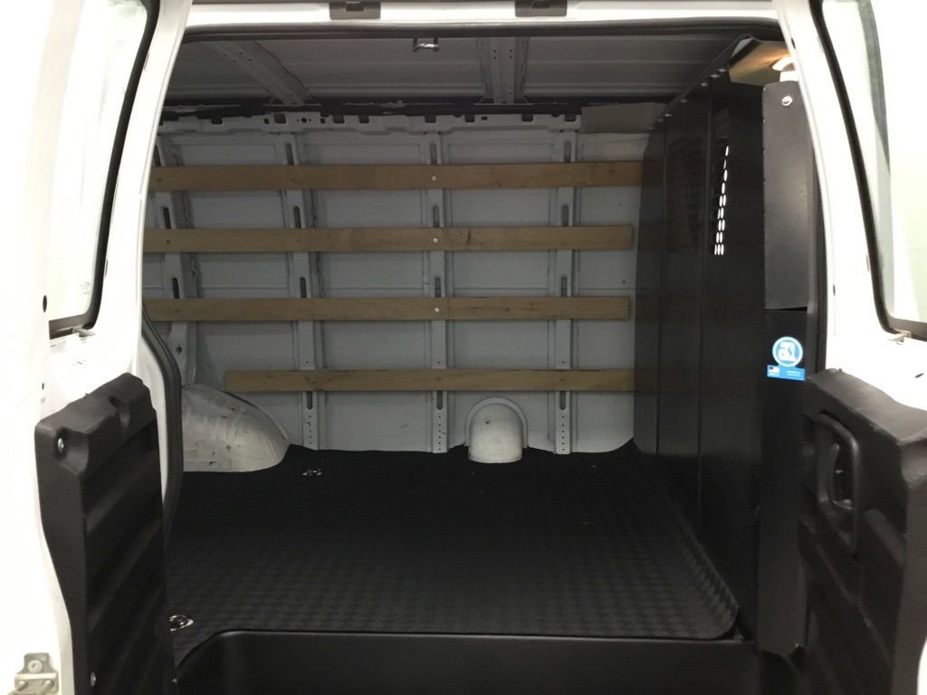 Used 2023 GMC Savana 2500 w/ Driver Convenience Package image 17
