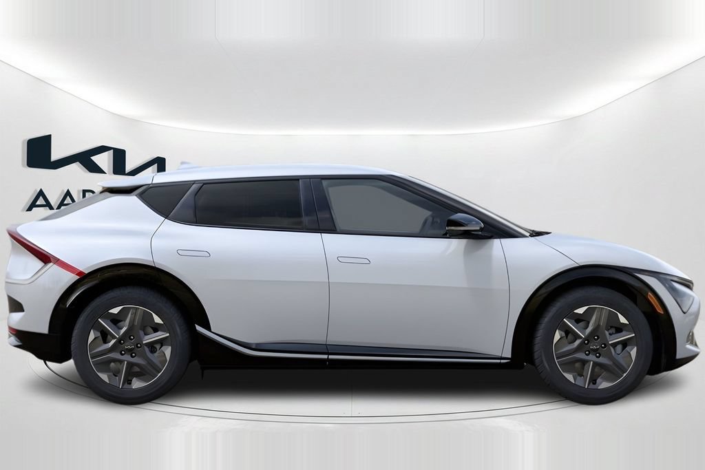 New 2026 Kia EV6 Light RWD image 8