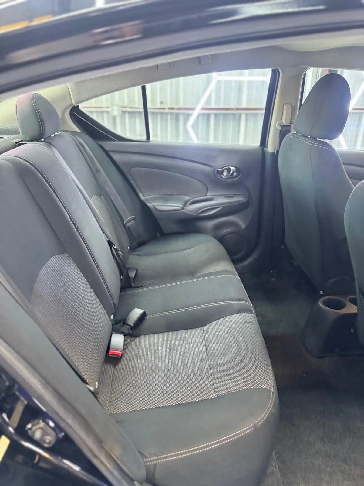 Used 2016 Nissan Versa SV image 39