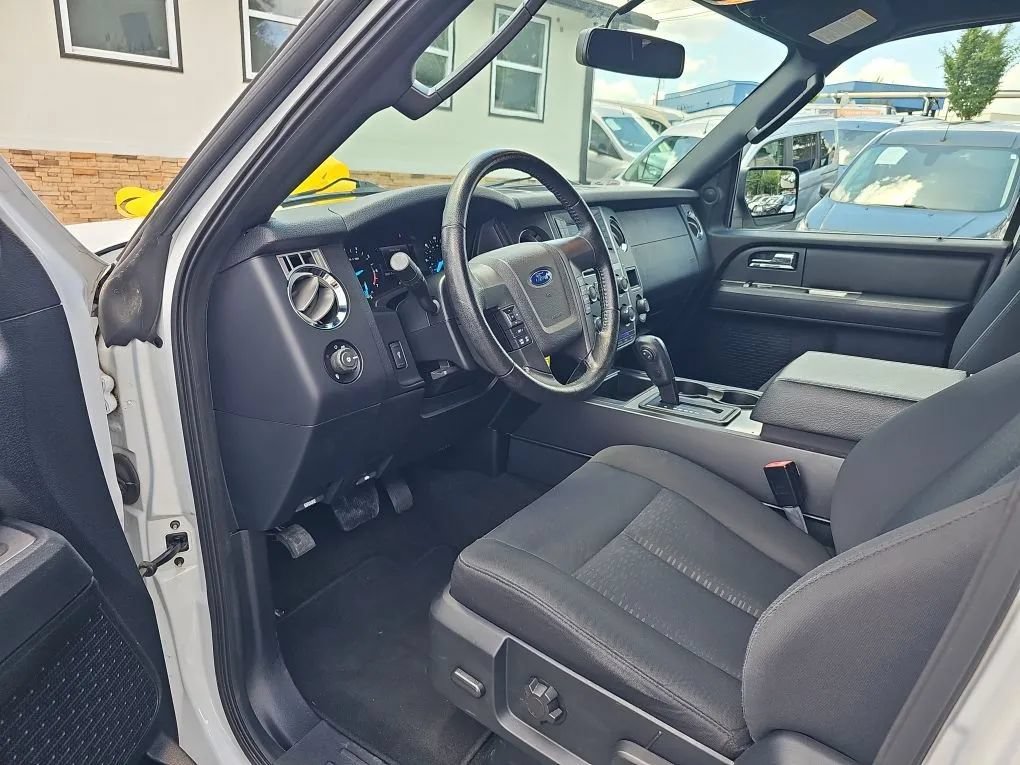Used 2016 Ford Expedition EL XL w/ Equipment Group 101A AWD/4WD image 13