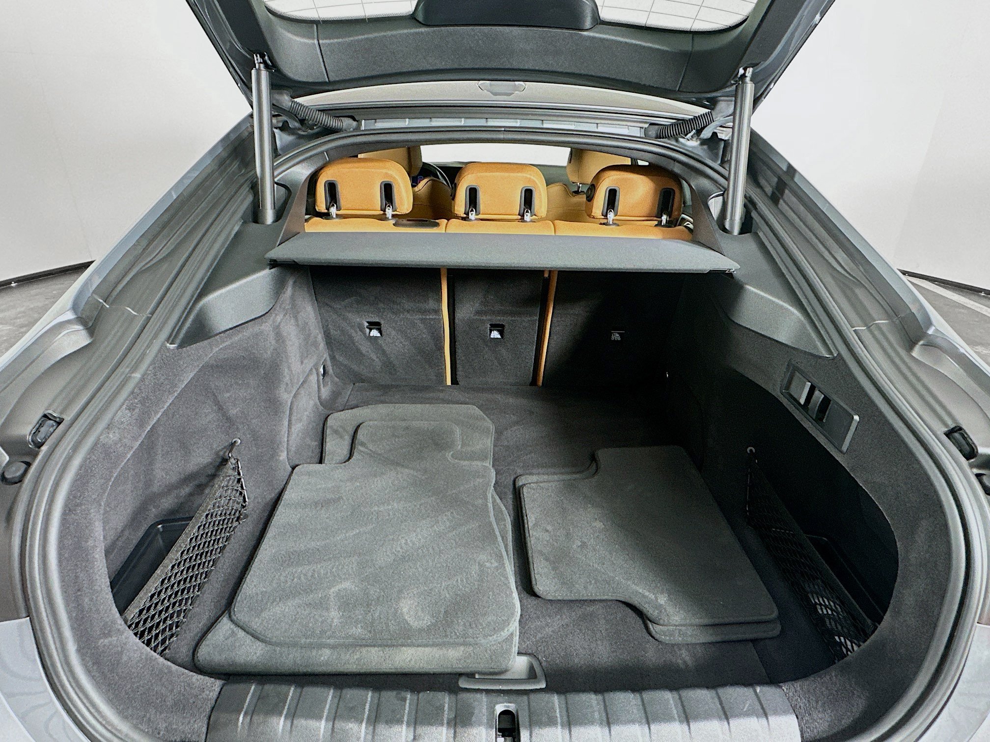 Used 2023 BMW i4 eDrive35 RWD image 31