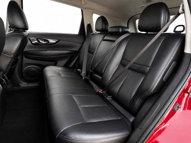 Used 2017 Nissan Rogue SL AWD/4WD image 19