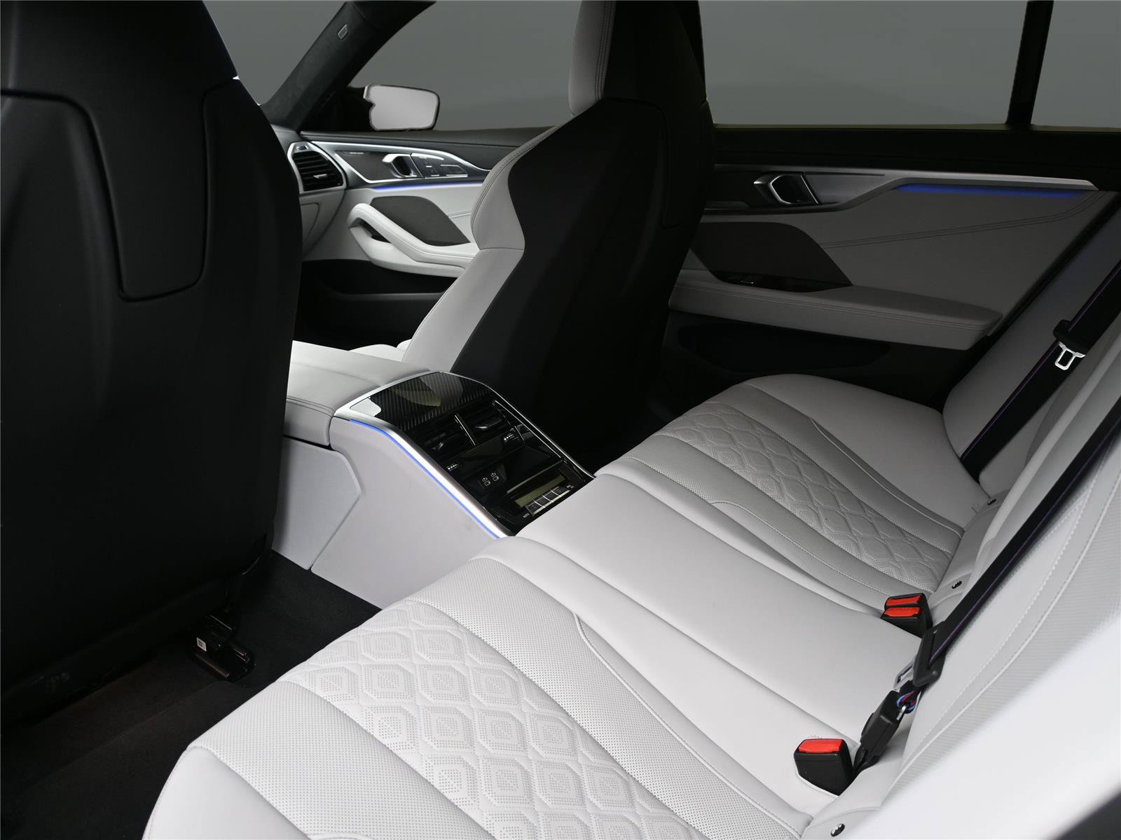 Used 2025 BMW M8 Competition AWD/4WD image 14