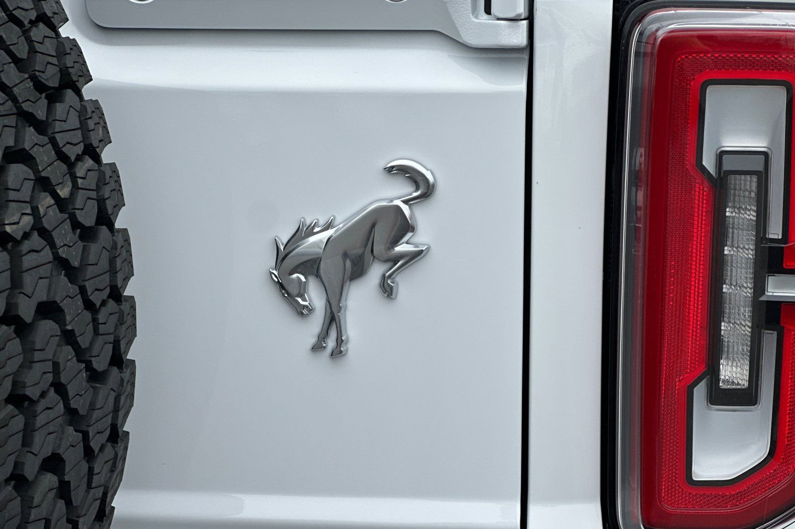 New 2026 Ford Bronco Outer Banks w/ Sasquatch Package image 27