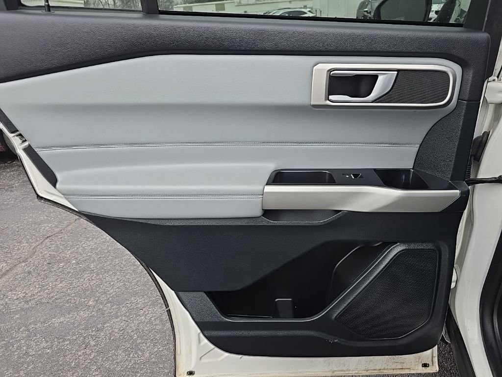 Used 2023 Ford Explorer XLT w/ Equipment Group 202A image 36