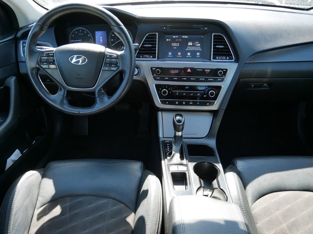Used 2017 Hyundai Sonata Sport w/ Value Edition Package 02 FWD image 19