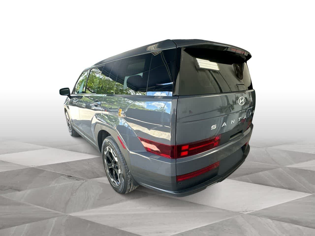 Used 2026 Hyundai Santa Fe SE FWD image 6