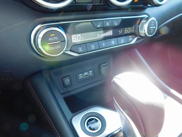 Used 2025 Nissan Sentra SR w/ SR Premium Package image 27