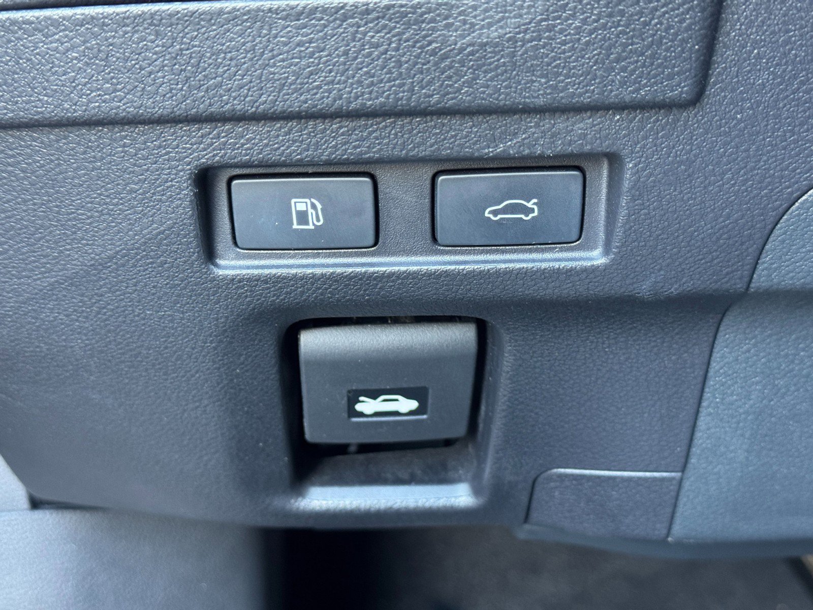 Used 2022 Lexus ES 300h w/ Premium Package FWD image 18