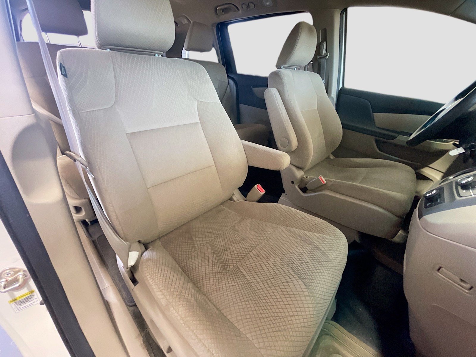 Used 2015 Honda Odyssey LX image 16
