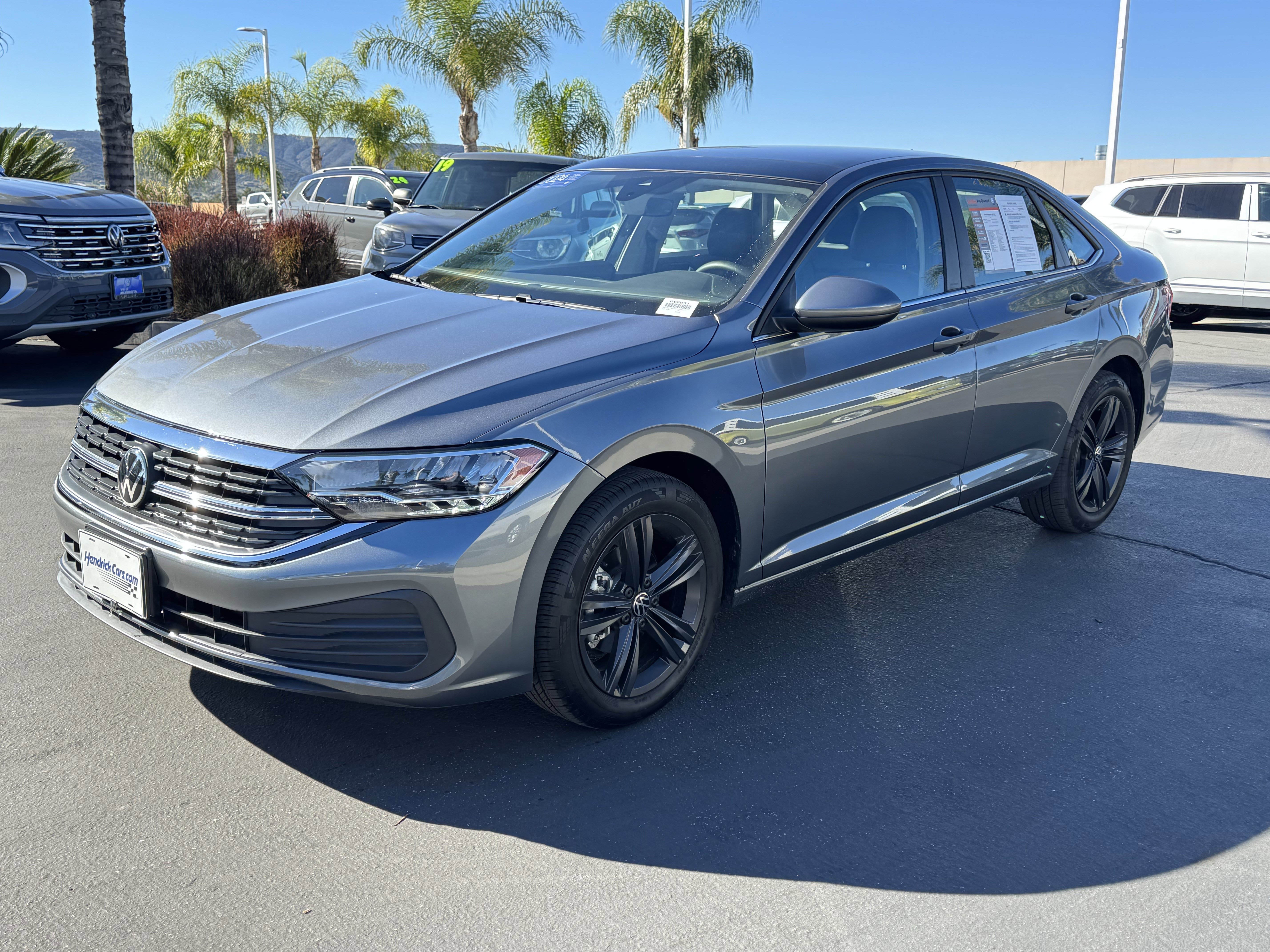 Certified 2024 Volkswagen Jetta SE image 5
