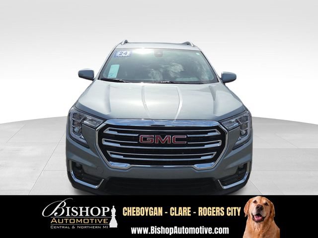 Used 2024 GMC Terrain SLT AWD/4WD image 15