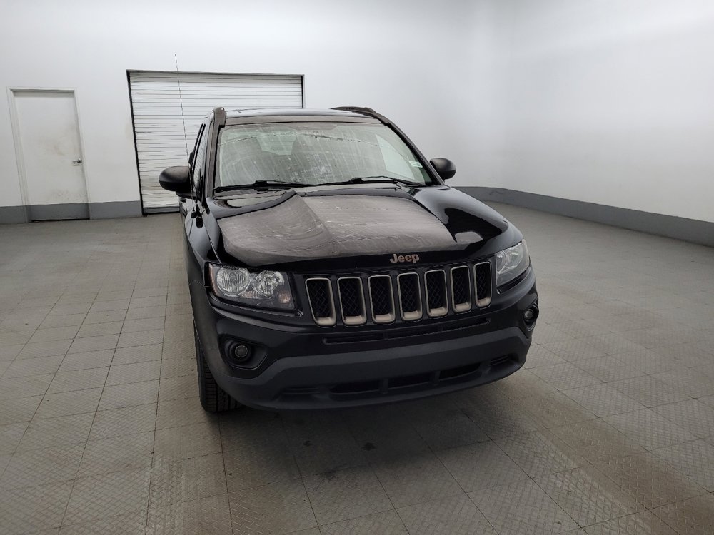 Used 2016 Jeep Compass 75th Anniversary w/ Power Value Group image 14