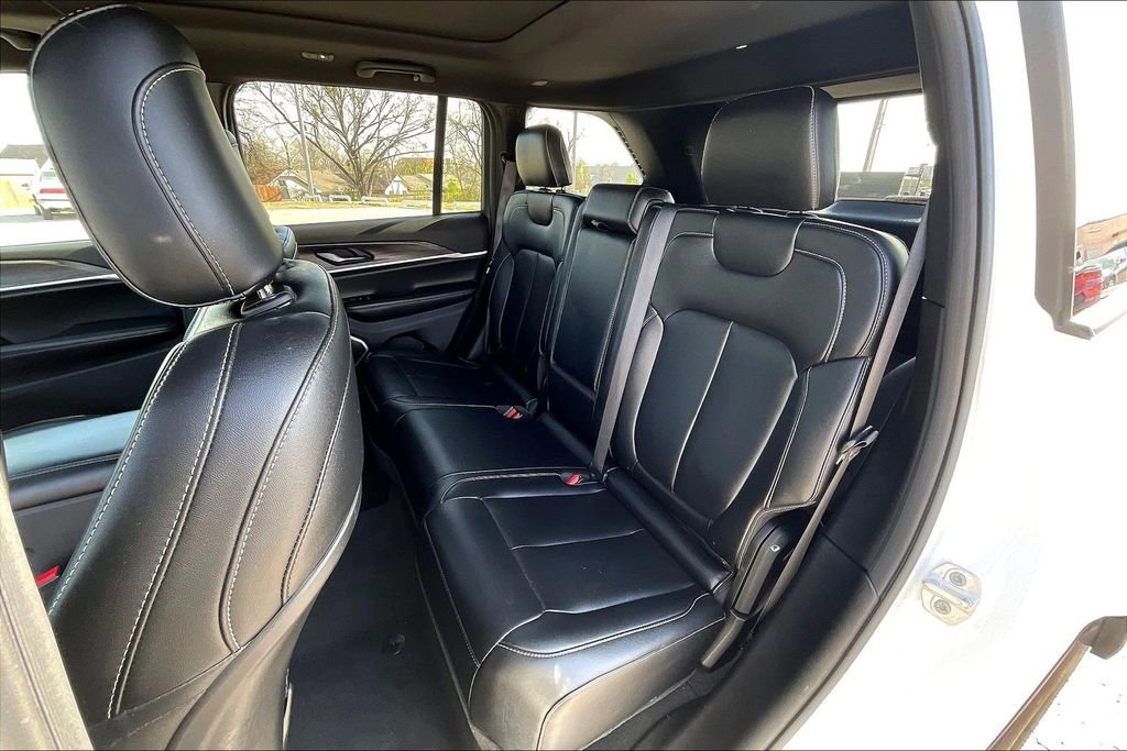 Used 2024 Jeep Grand Cherokee Limited 4xe image 28