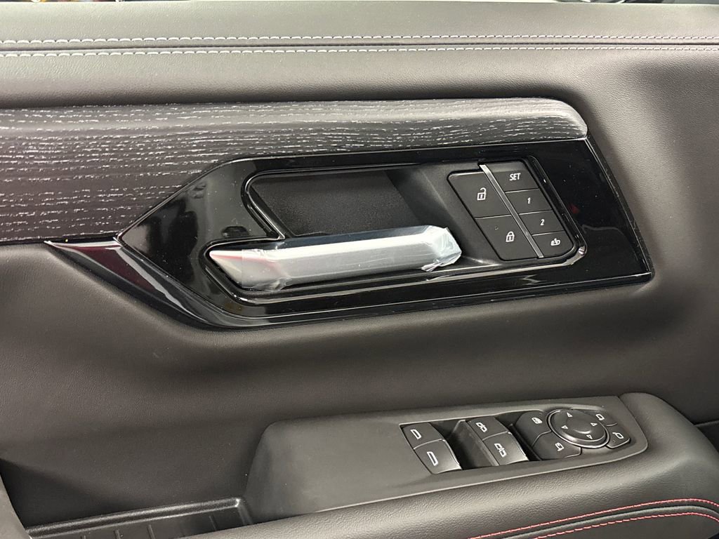 New 2026 GMC Yukon AT4 Ultimate image 23