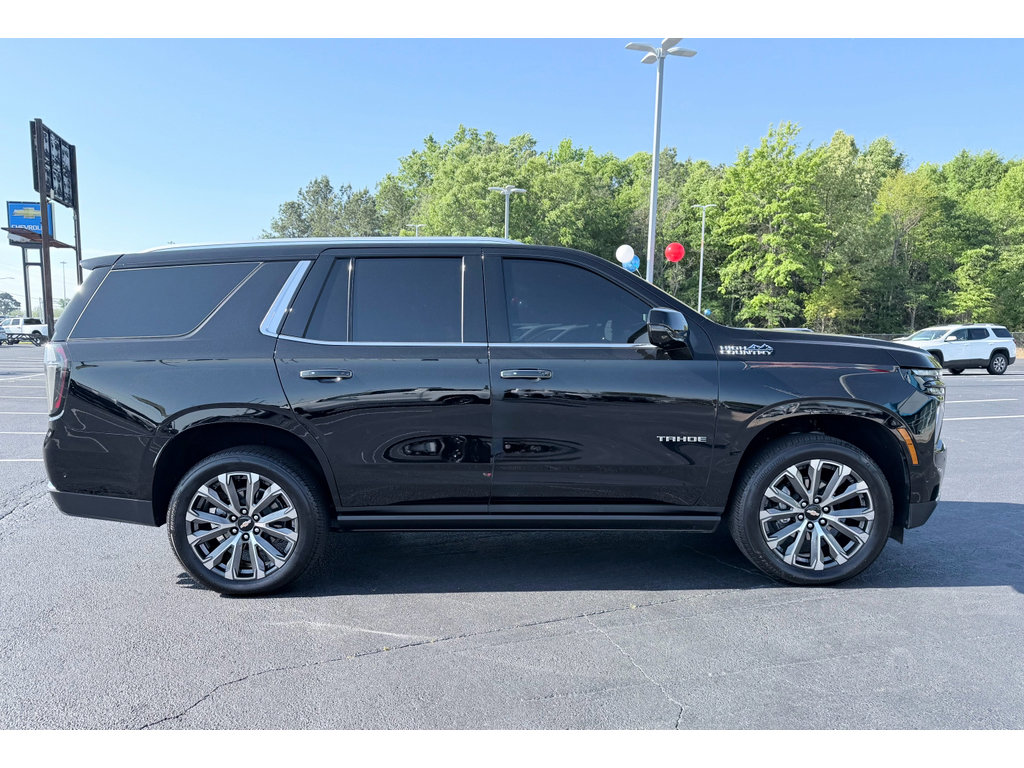 Used 2026 Chevrolet Tahoe High Country RWD image 4