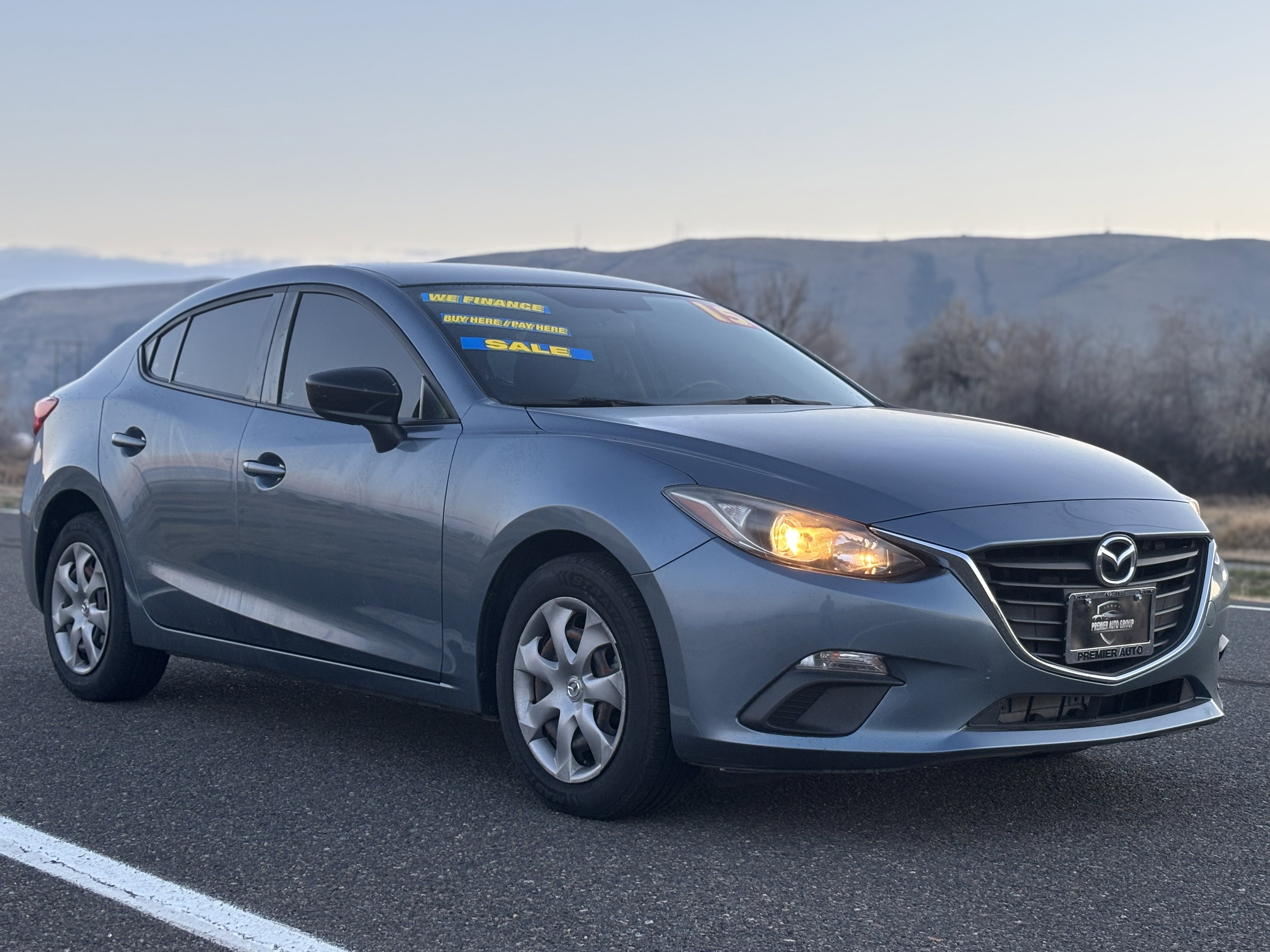 Used 2015 MAZDA MAZDA3 i SV image 31