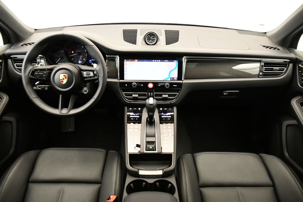 Certified 2026 Porsche Macan Turbo AWD/4WD image 23