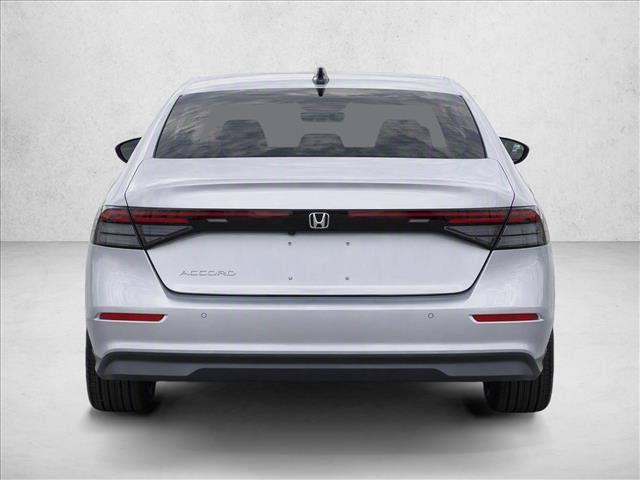 Used 2025 Honda Accord SE image 6