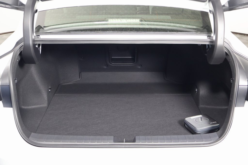 New 2026 Lexus ES 350e w/ Convenience Package FWD image 8