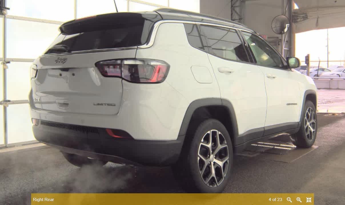 Used 2024 Jeep Compass Limited AWD/4WD image 8