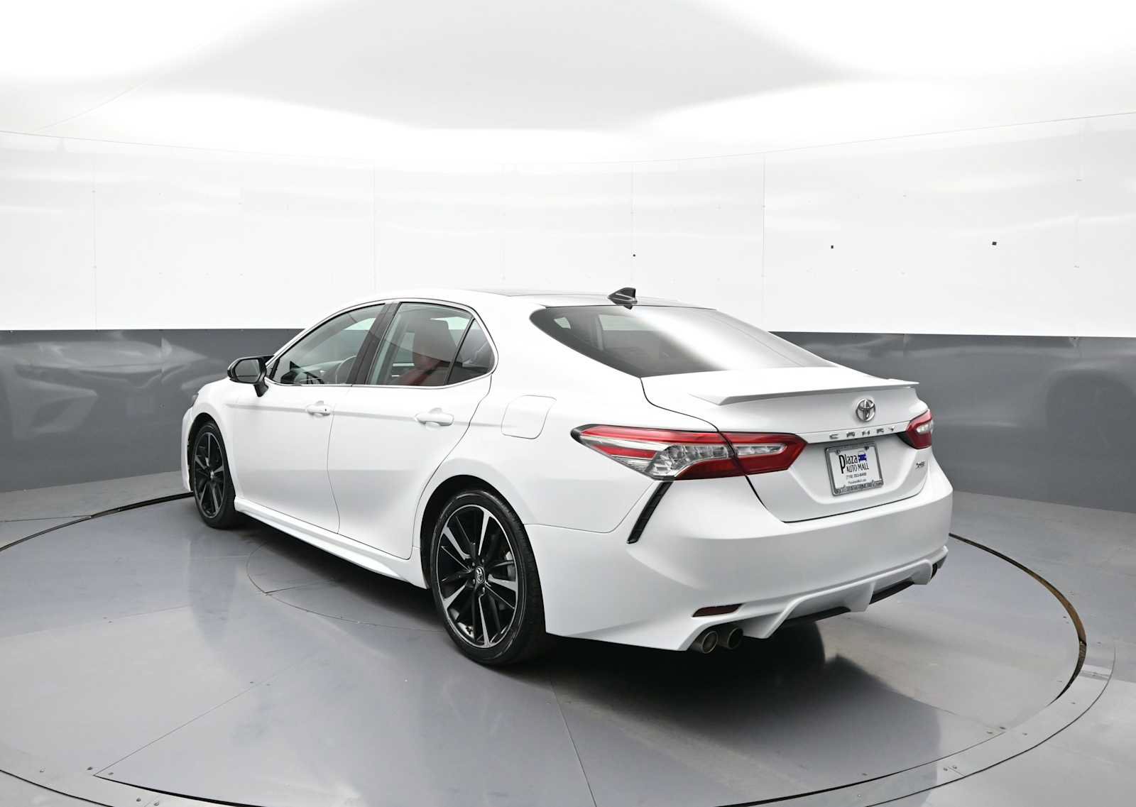 Certified 2019 Toyota Camry XSE w/ Navigation Package FWD image 7