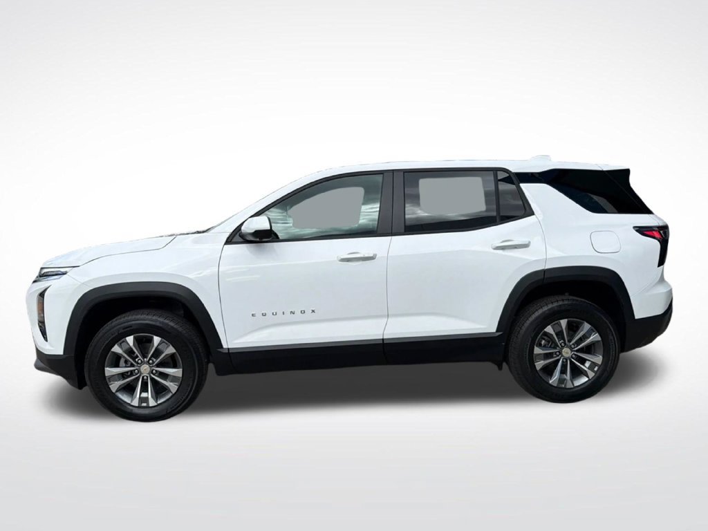 New 2026 Chevrolet Equinox LT w/ Safety and Technology Package FWD image 9