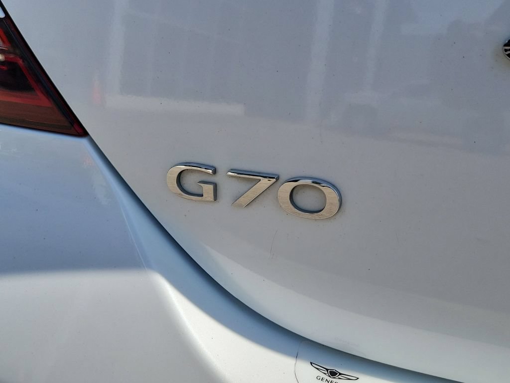 Used 2022 Genesis G70 2.0T w/ Prestige Package AWD/4WD image 7