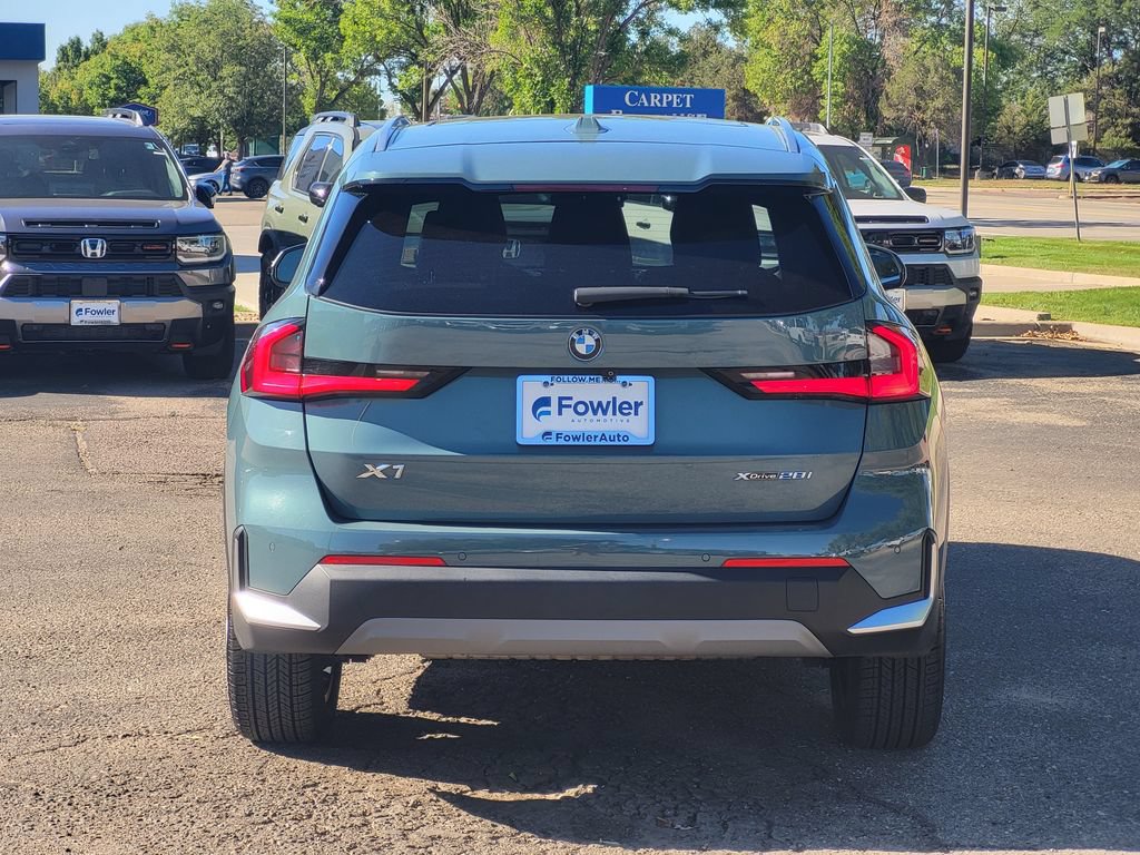 Used 2023 BMW X1 xDrive28i AWD/4WD image 6
