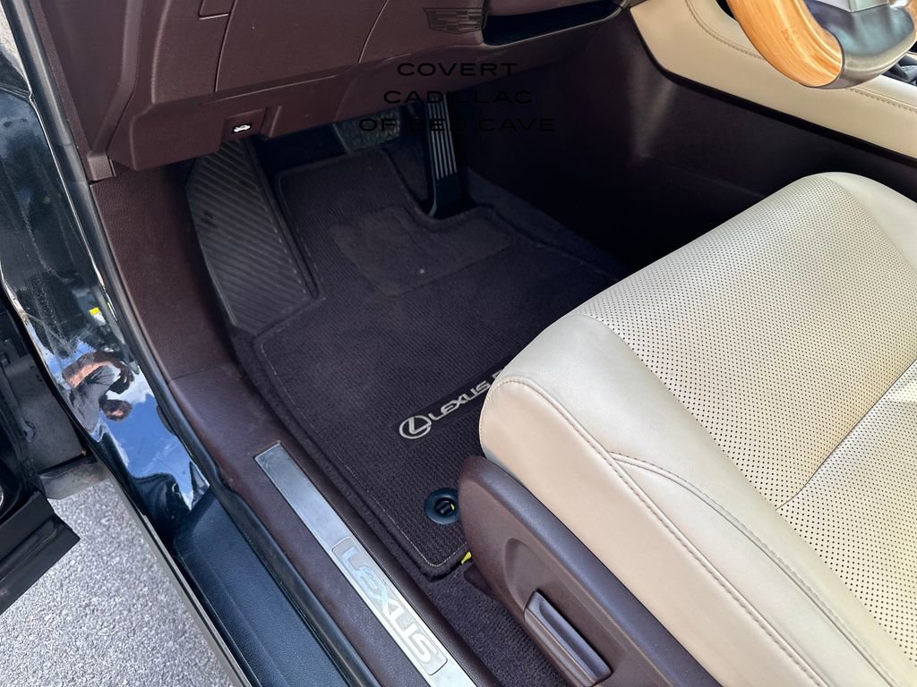 Used 2020 Lexus RX 350L FWD w/ Premium Package image 19