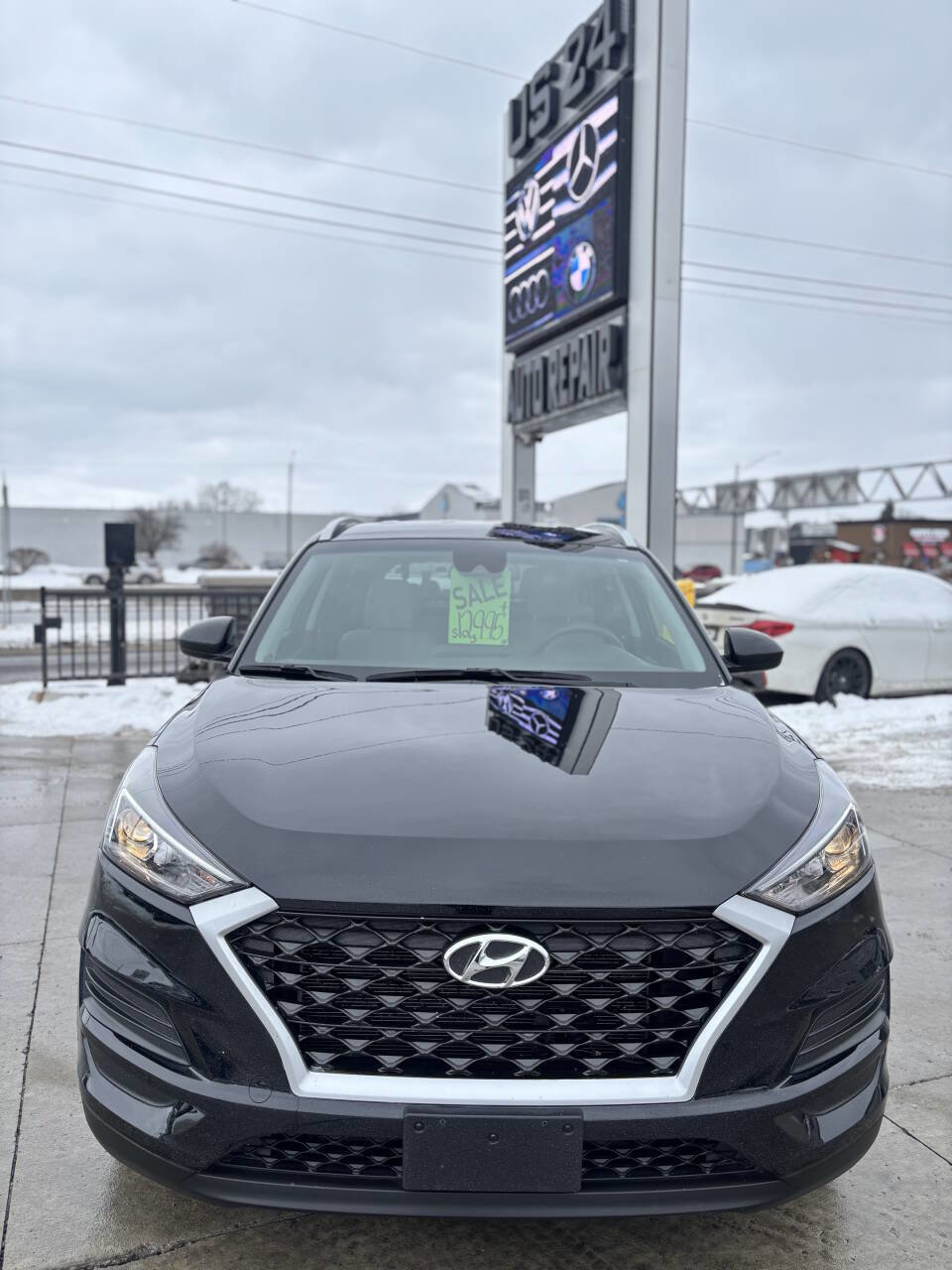 Used 2021 Hyundai Tucson Value w/ Cargo Package image 2