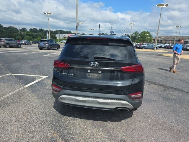 Used 2019 Hyundai Santa Fe SE FWD image 4