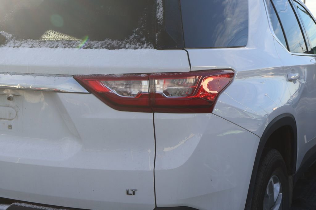Used 2018 Chevrolet Traverse LT image 8