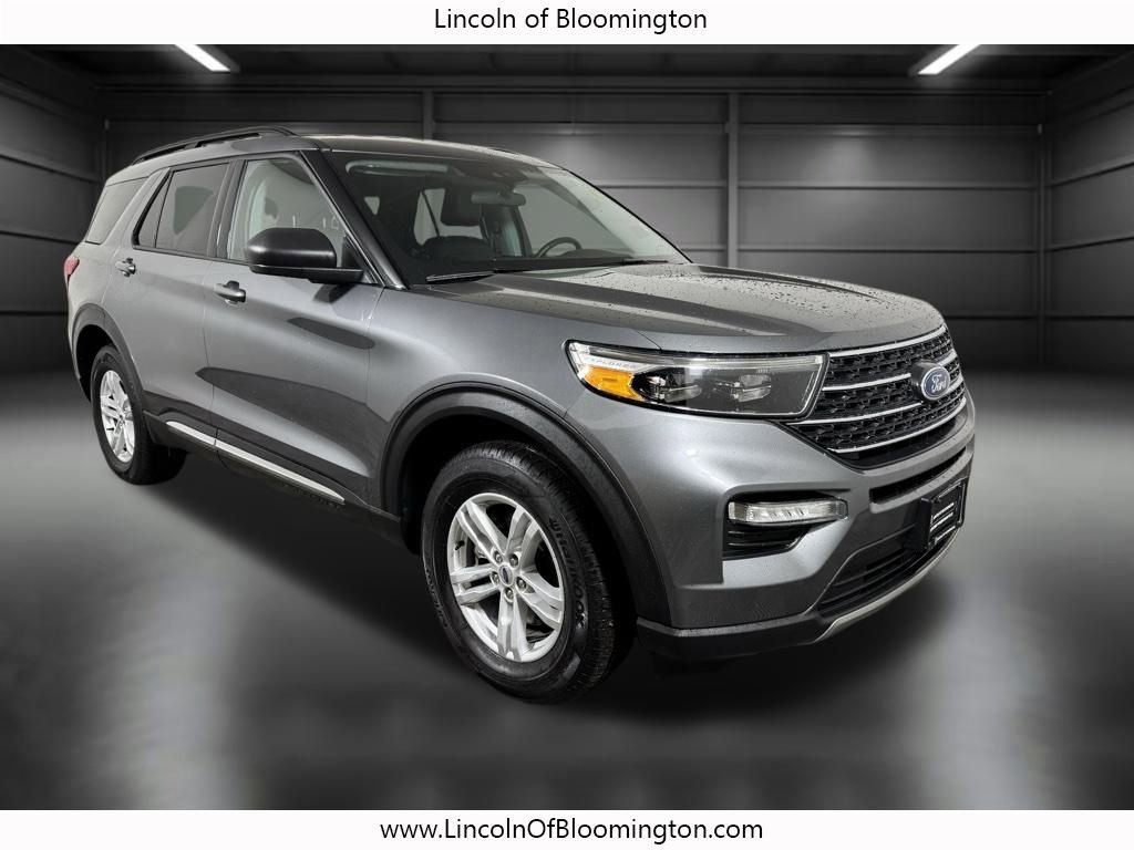 Used 2023 Ford Explorer XLT w/ Equipment Group 202A image 10