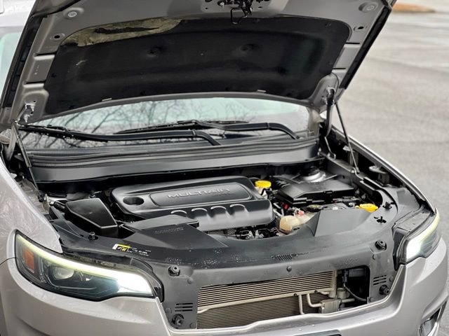 Used 2019 Jeep Cherokee Limited FWD image 81