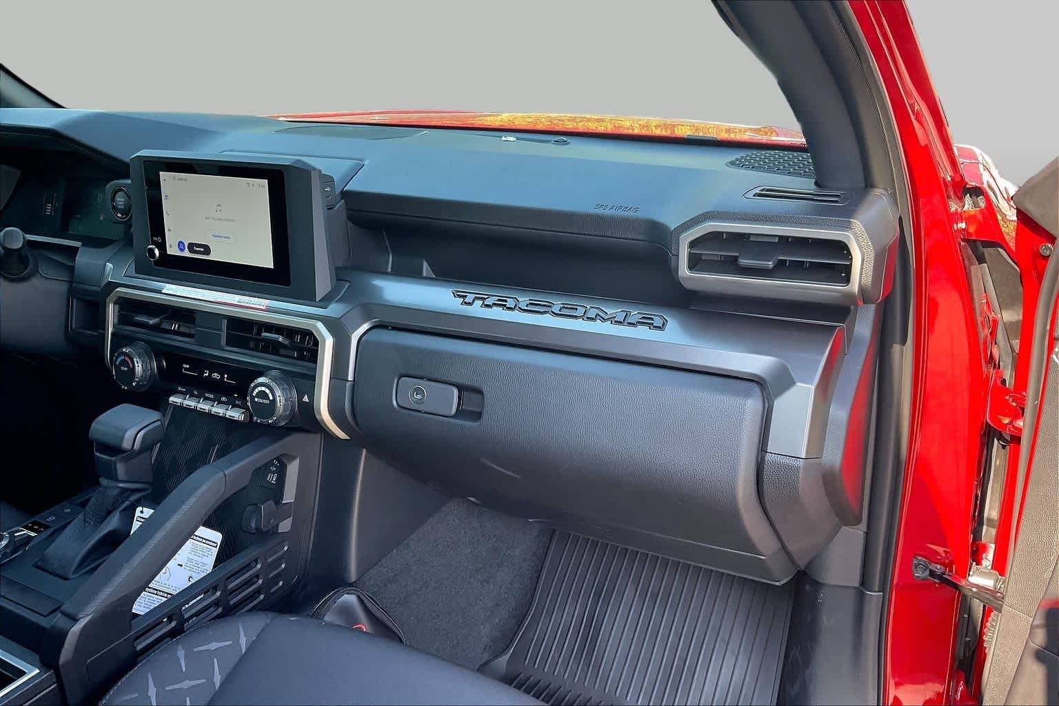 Used 2026 Toyota Tacoma SR5 AWD/4WD image 17