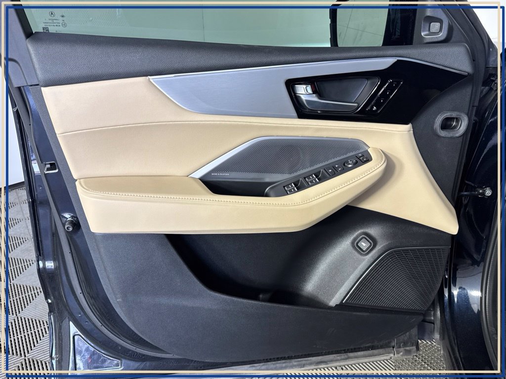 Used 2025 Acura MDX w/ Technology Package FWD image 26