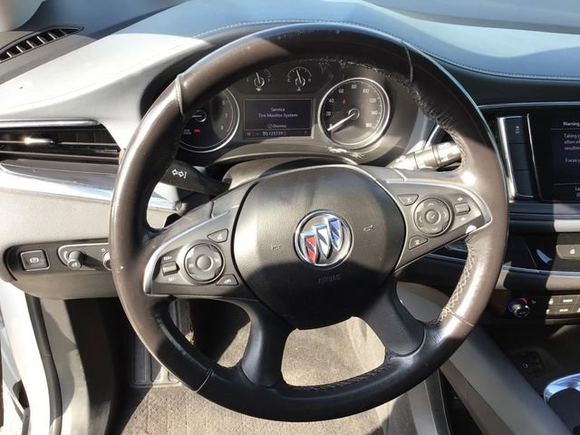 Used 2020 Buick Enclave Essence image 19