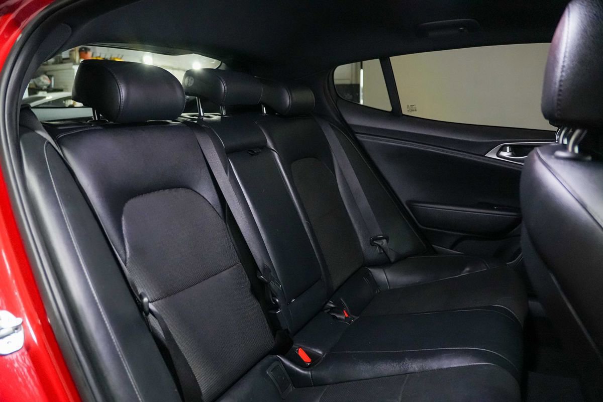 Used 2019 Kia Stinger GT1 RWD image 27